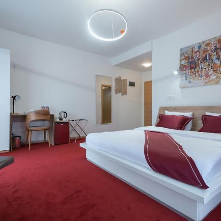 Austrian Palace Hotel Szkopje Kültér fotó