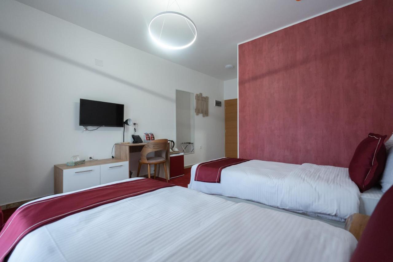 Austrian Palace Hotel Szkopje Kültér fotó