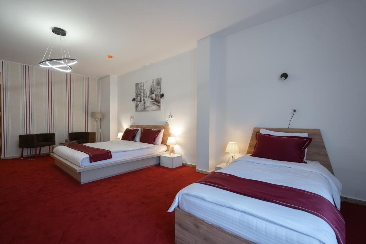 Austrian Palace Hotel Szkopje Kültér fotó