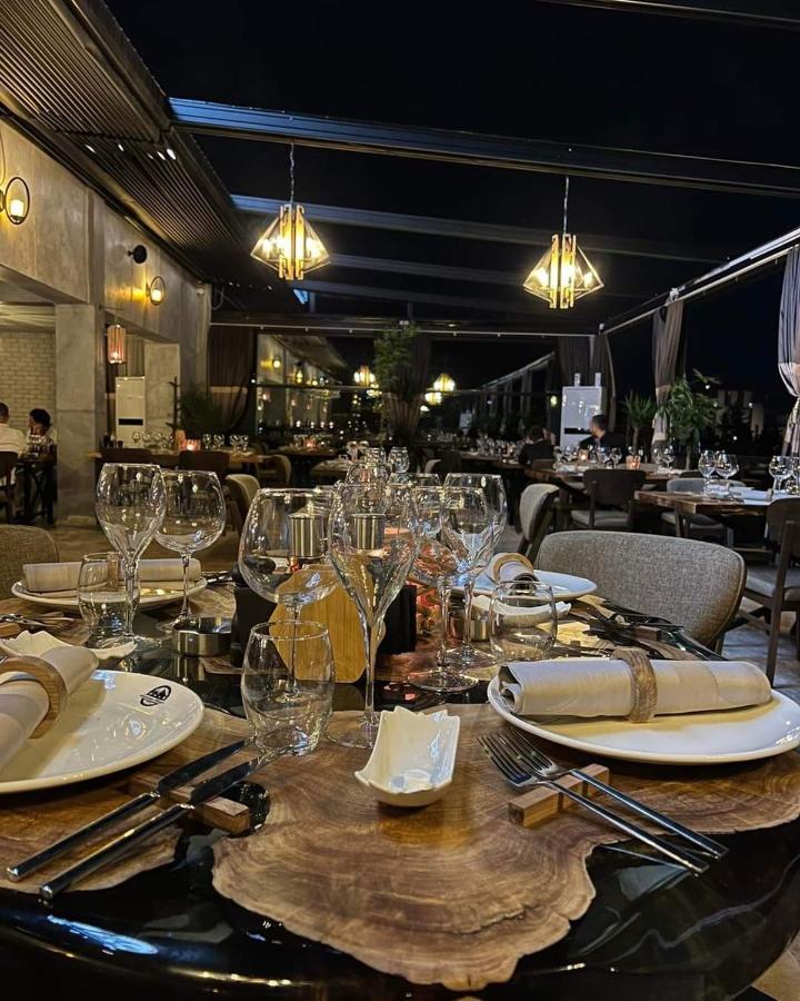 Austrian Palace Hotel Szkopje Kültér fotó